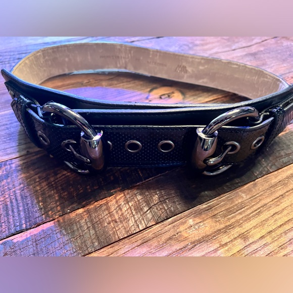 W by Worth wide double buckle belt - Picture 5 of 12